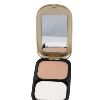FACEFINITY COMPACT FOUNDATION Warm Porcelain 031